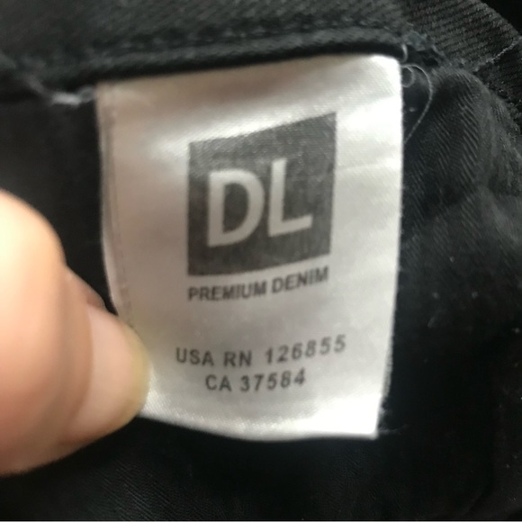 DL1961 Black Skinny Jeans size 28 - Great Condition - Stretch Denim Mid Rise - Picture 8 of 9